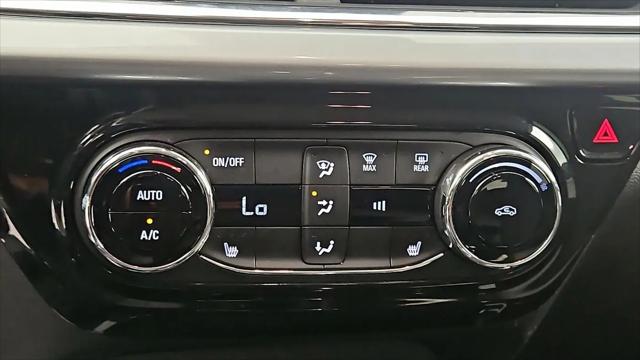 2025 Chevrolet Trax FWD LT