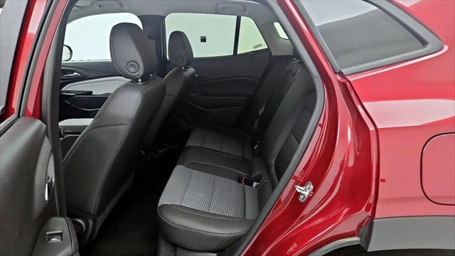 2025 Chevrolet Trax FWD LT