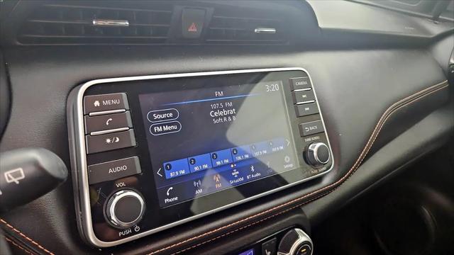 2019 Nissan Kicks SR