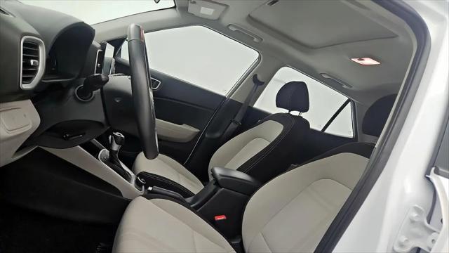 2025 Hyundai Venue SEL