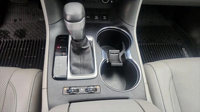 2019 Toyota Highlander Limited Platinum