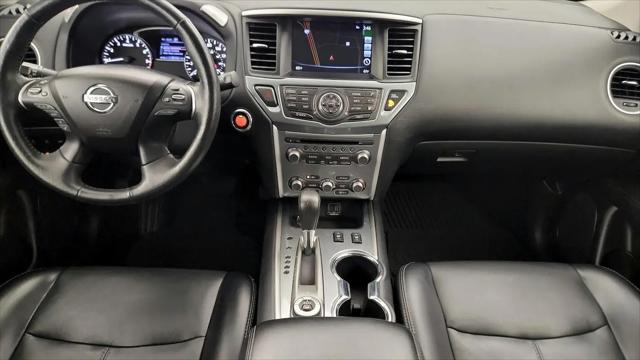 2019 Nissan Pathfinder SL