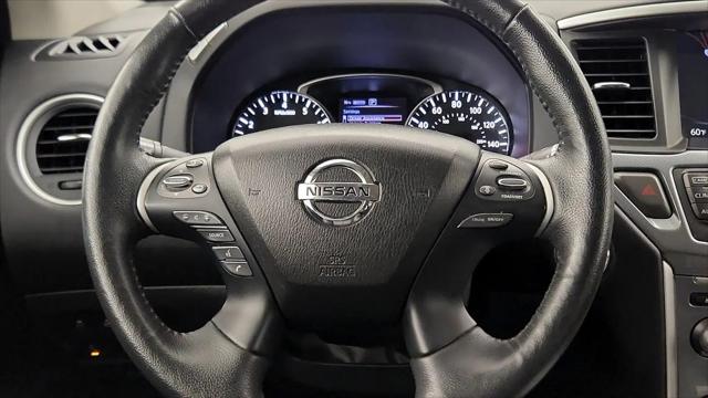 2019 Nissan Pathfinder SL