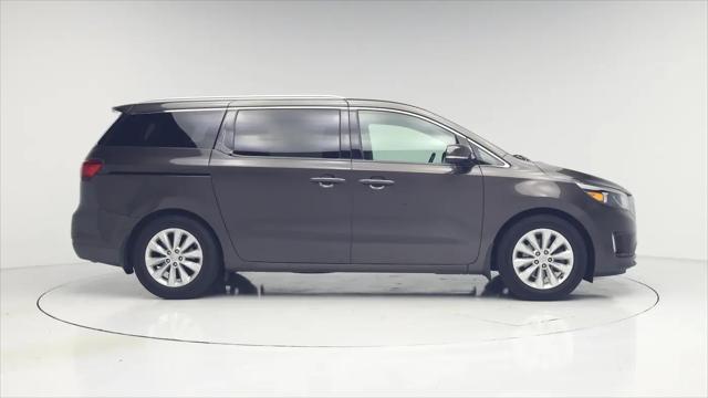 2016 Kia Sedona EX