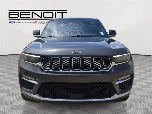 2023 Jeep Grand Cherokee Summit 4x2