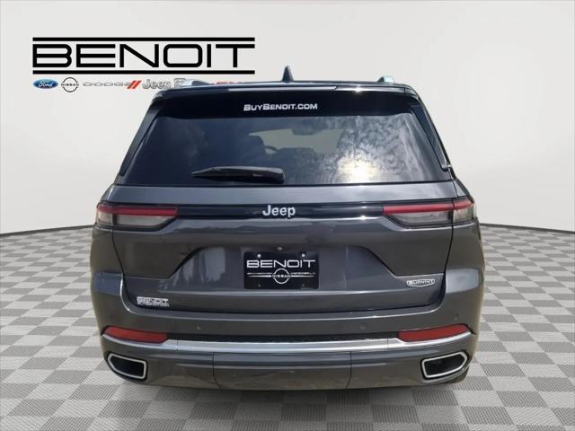2023 Jeep Grand Cherokee Summit 4x2