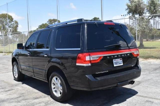 2015 Lincoln Navigator Standard