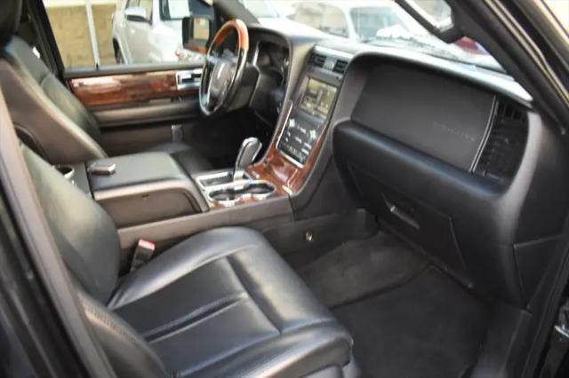 2015 Lincoln Navigator Standard