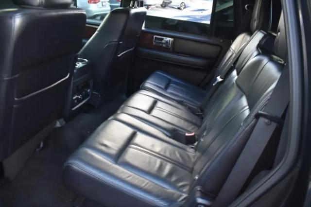 2015 Lincoln Navigator Standard