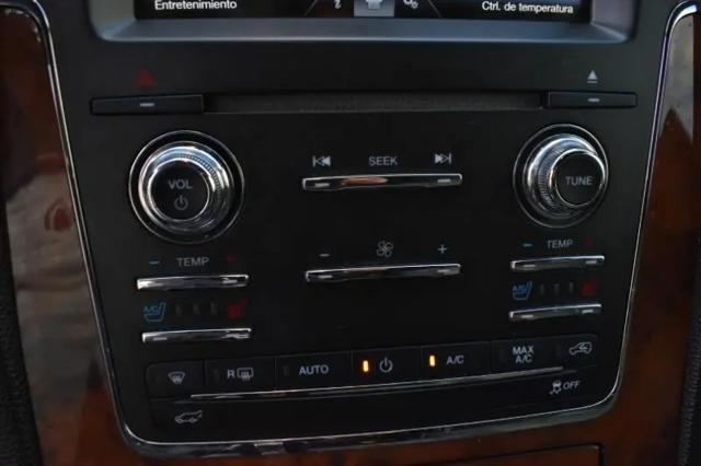 2015 Lincoln Navigator Standard