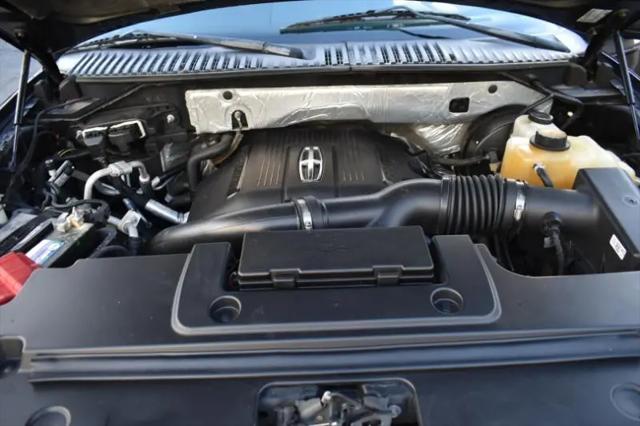 2015 Lincoln Navigator Standard