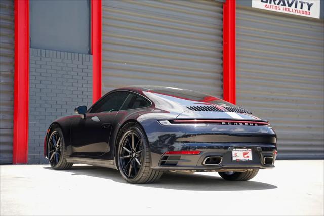 2020 Porsche 911 Carrera
