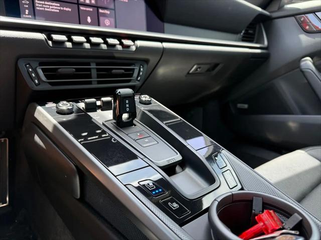 2020 Porsche 911 Carrera
