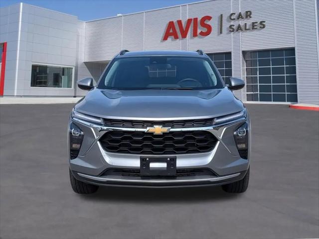 2025 Chevrolet Trax FWD LT