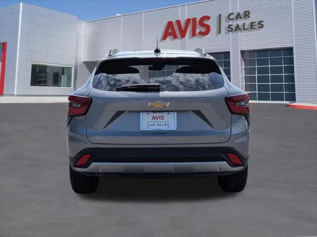 2025 Chevrolet Trax FWD LT