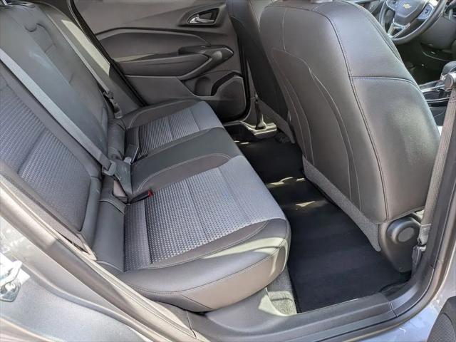 2025 Chevrolet Trax FWD LT