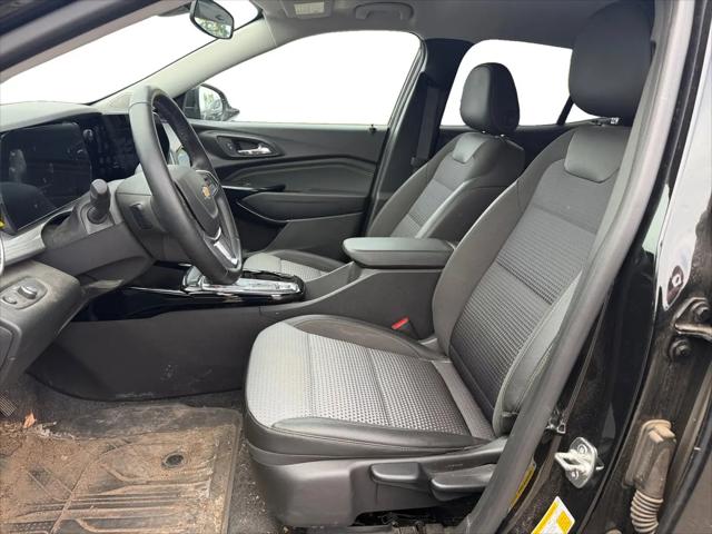 2024 Chevrolet Trax FWD LT