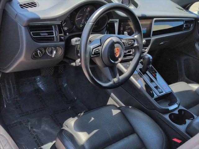 2024 Porsche Macan T