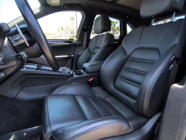 2024 Porsche Macan T