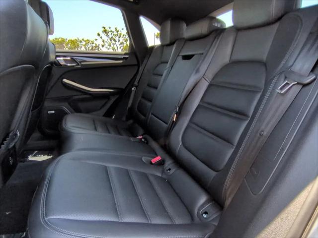 2024 Porsche Macan T