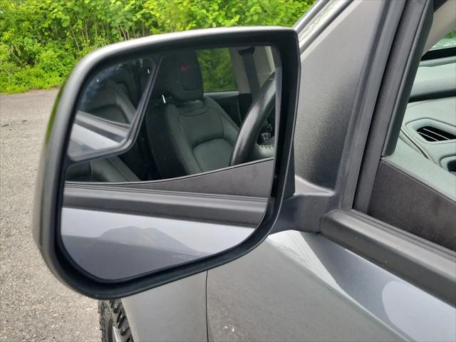 2022 GMC Canyon 4WD Crew Cab Short Box AT4 - Leather