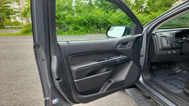 2022 GMC Canyon 4WD Crew Cab Short Box AT4 - Leather
