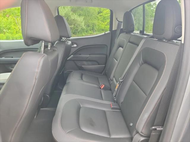 2022 GMC Canyon 4WD Crew Cab Short Box AT4 - Leather