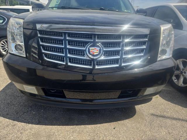 2011 Cadillac Escalade Standard
