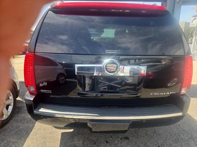 2011 Cadillac Escalade Standard