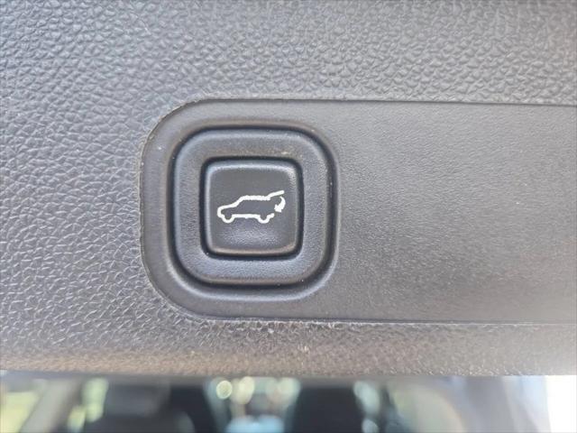 2011 Cadillac Escalade Standard