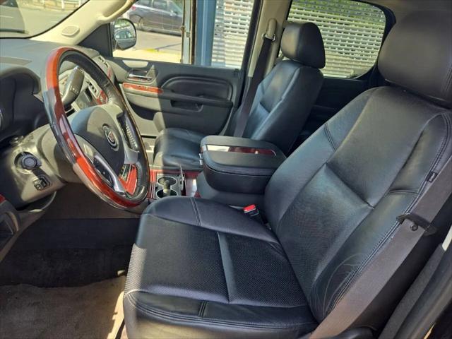 2011 Cadillac Escalade Standard