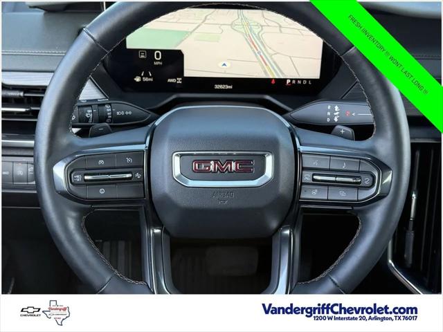 2025 GMC Acadia AWD AT4