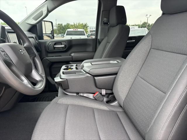 2026 Chevrolet Silverado 2500HD Crew Cab, Standard Bed, WT, 4WD