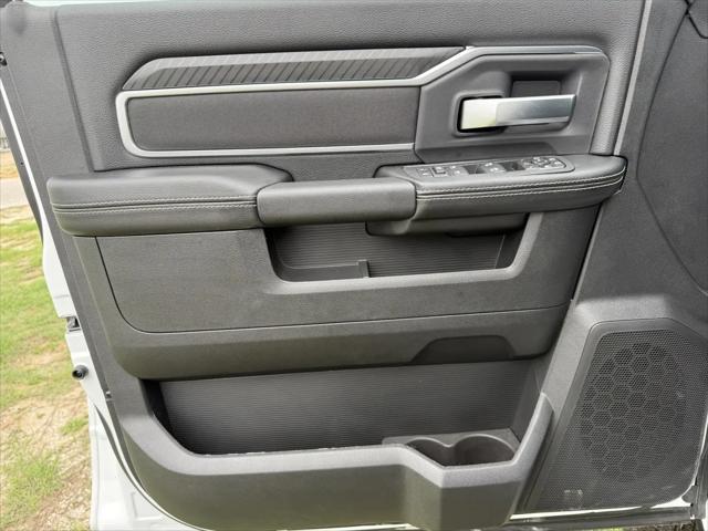 2026 Ram 3500 Lone Star Crew Cab 4x4 8' Box