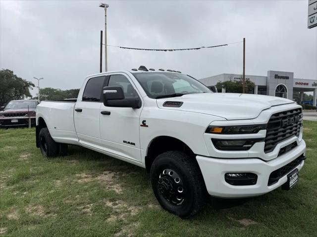 2026 Ram 3500 Lone Star Crew Cab 4x4 8' Box