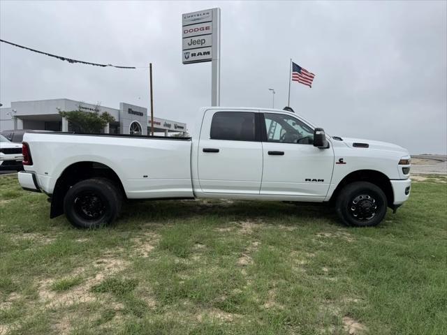 2026 Ram 3500 Lone Star Crew Cab 4x4 8' Box