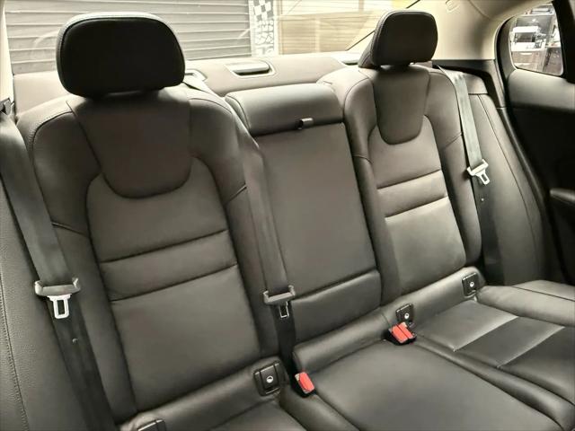 2024 Volvo S60 B5 Plus Dark Theme
