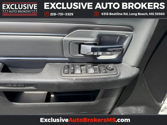 2022 Ram 1500 Classic SLT Crew Cab 4x4 5'7" Box