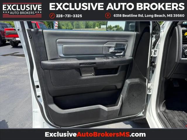 2022 Ram 1500 Classic SLT Crew Cab 4x4 5'7" Box