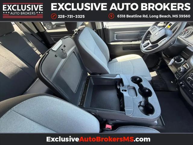 2022 Ram 1500 Classic SLT Crew Cab 4x4 5'7" Box