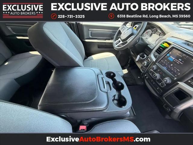 2022 Ram 1500 Classic SLT Crew Cab 4x4 5'7" Box