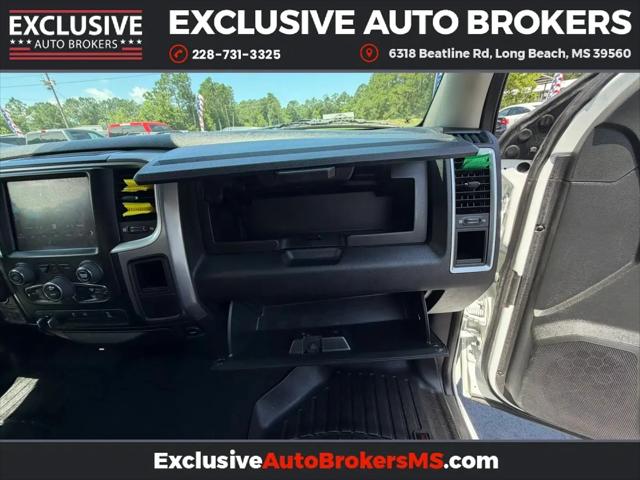 2022 Ram 1500 Classic SLT Crew Cab 4x4 5'7" Box