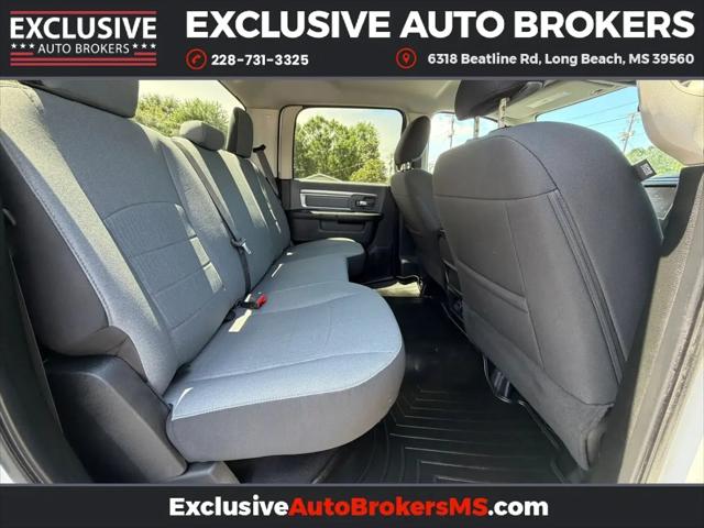 2022 Ram 1500 Classic SLT Crew Cab 4x4 5'7" Box