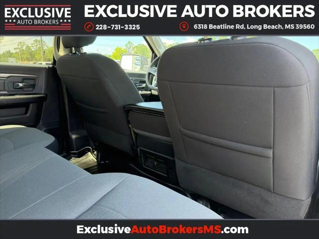 2022 Ram 1500 Classic SLT Crew Cab 4x4 5'7" Box