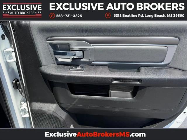 2022 Ram 1500 Classic SLT Crew Cab 4x4 5'7" Box