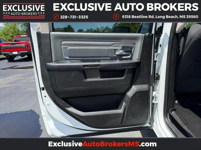 2022 Ram 1500 Classic SLT Crew Cab 4x4 5'7" Box