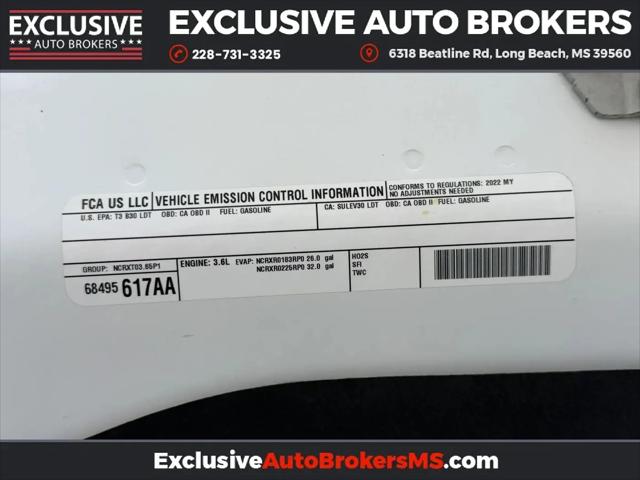 2022 Ram 1500 Classic SLT Crew Cab 4x4 5'7" Box
