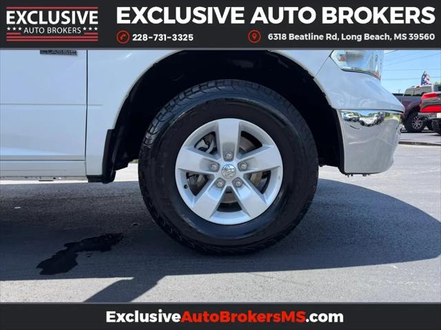 2022 Ram 1500 Classic SLT Crew Cab 4x4 5'7" Box