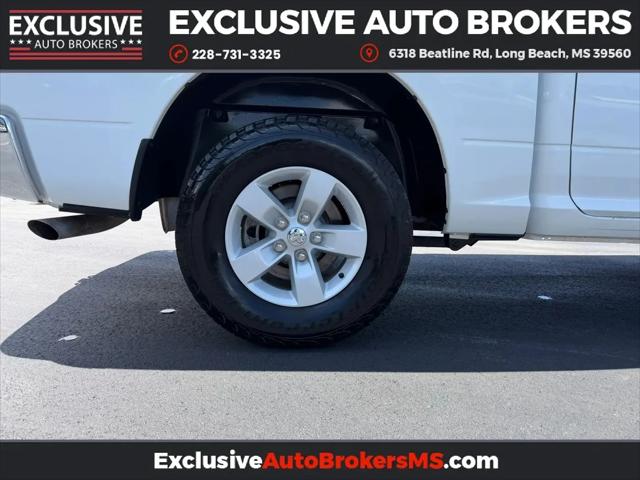 2022 Ram 1500 Classic SLT Crew Cab 4x4 5'7" Box