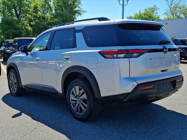 2024 Nissan Pathfinder SV 4WD